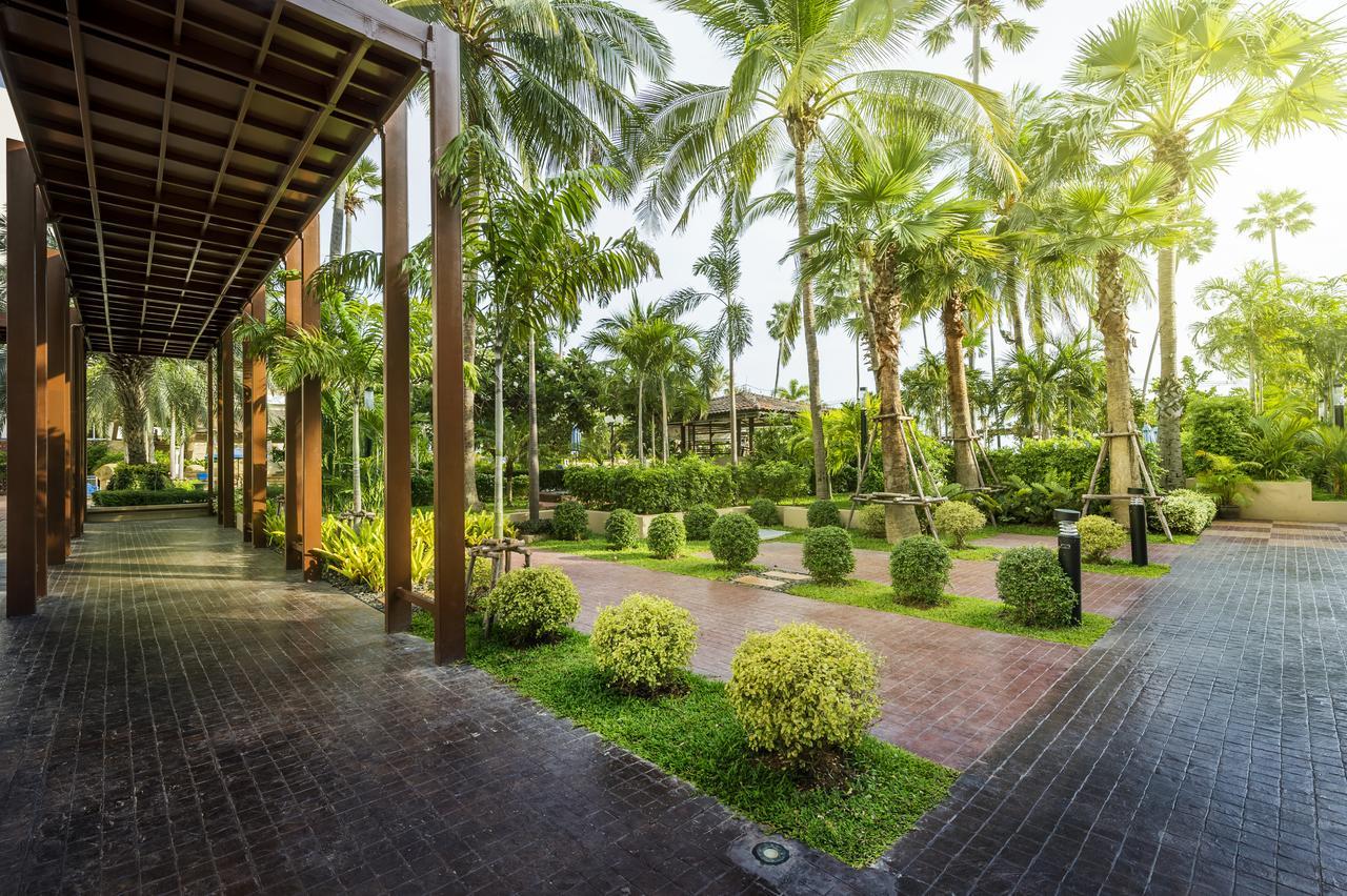 Jomtien Palm Beach Hotel And Resort - Sha Extra Plus Pattaya Ngoại thất bức ảnh